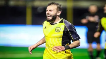 عروض عربية وأوروبية تنهال على “صيصا”